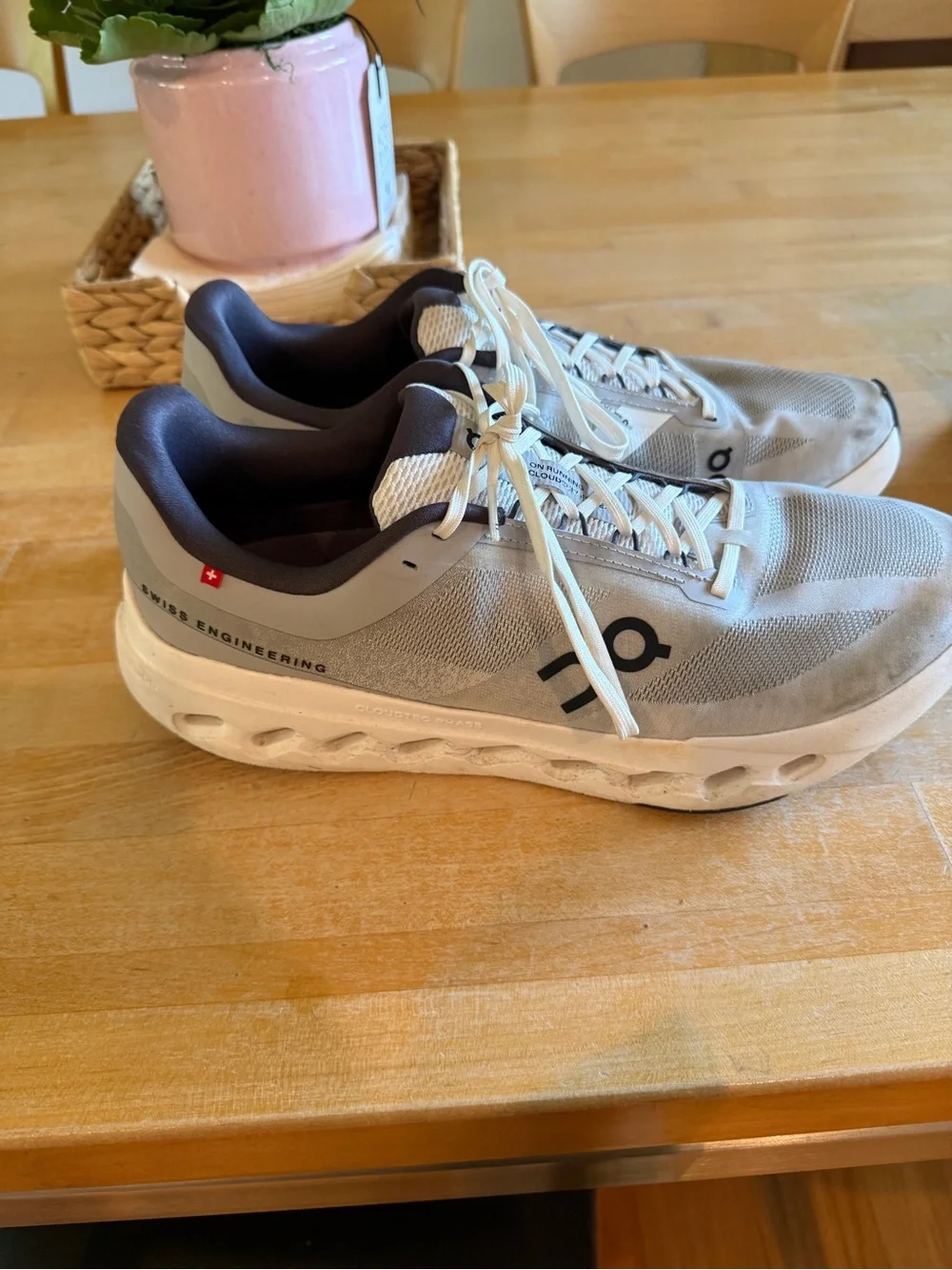 On Cloud Cloudswift 2 running shoes